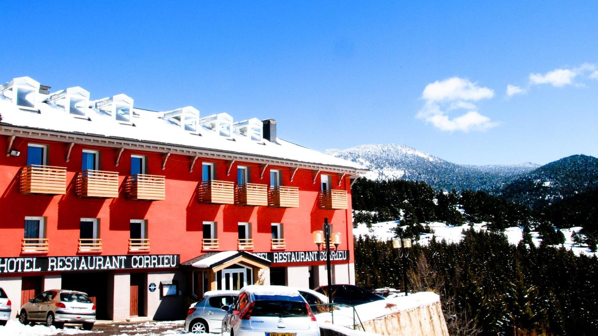 Hotel Corrieu La Llagonne Kültér fotó