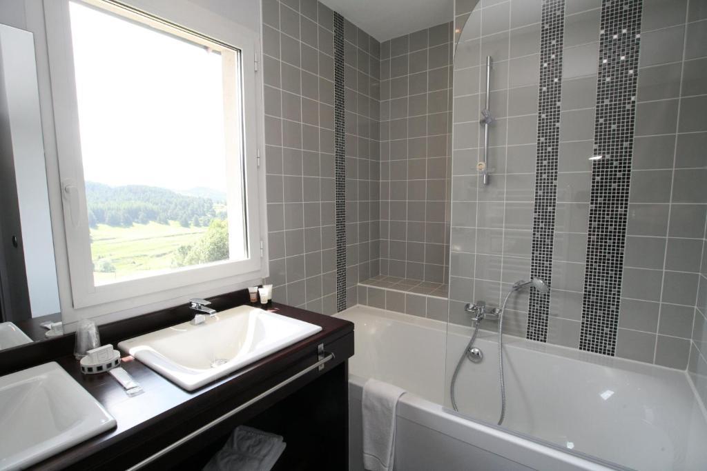 Hotel Corrieu La Llagonne Szoba fotó