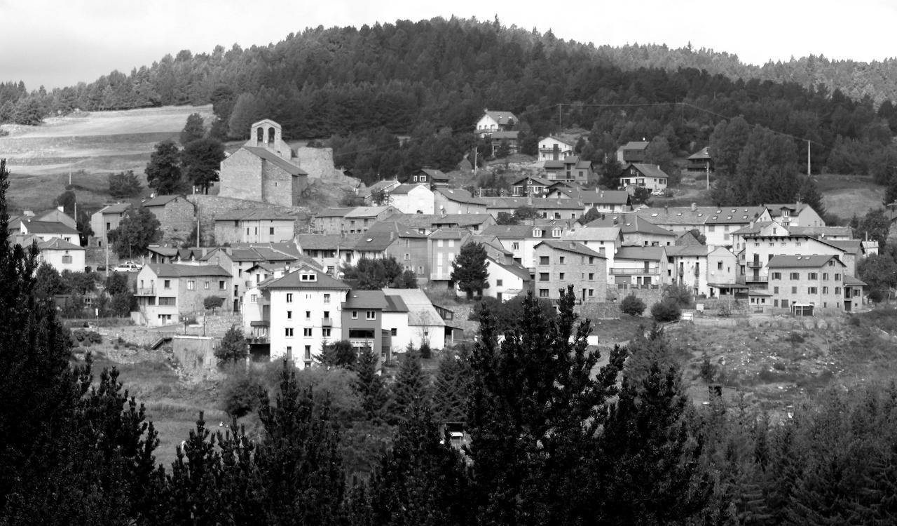 Hotel Corrieu La Llagonne Kültér fotó