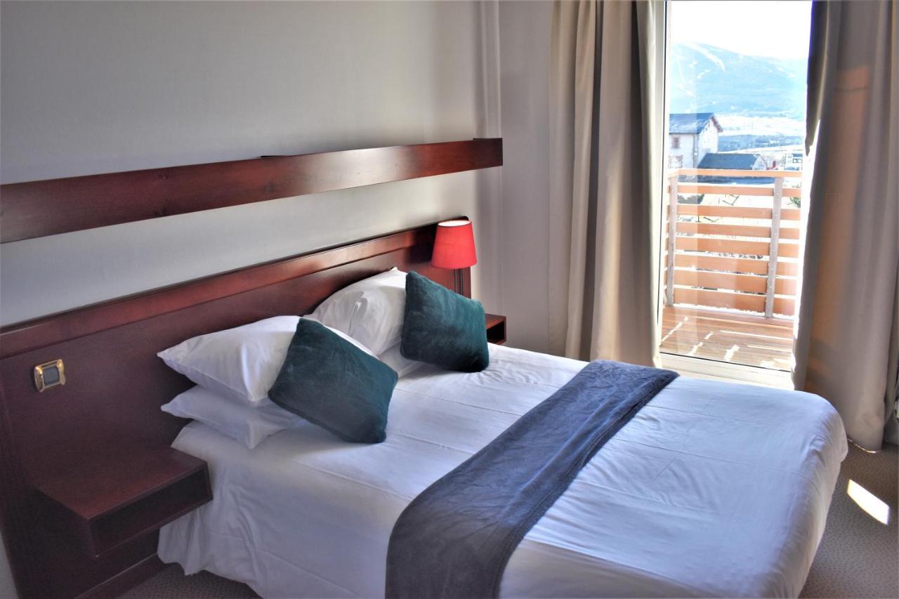 Hotel Corrieu La Llagonne Kültér fotó
