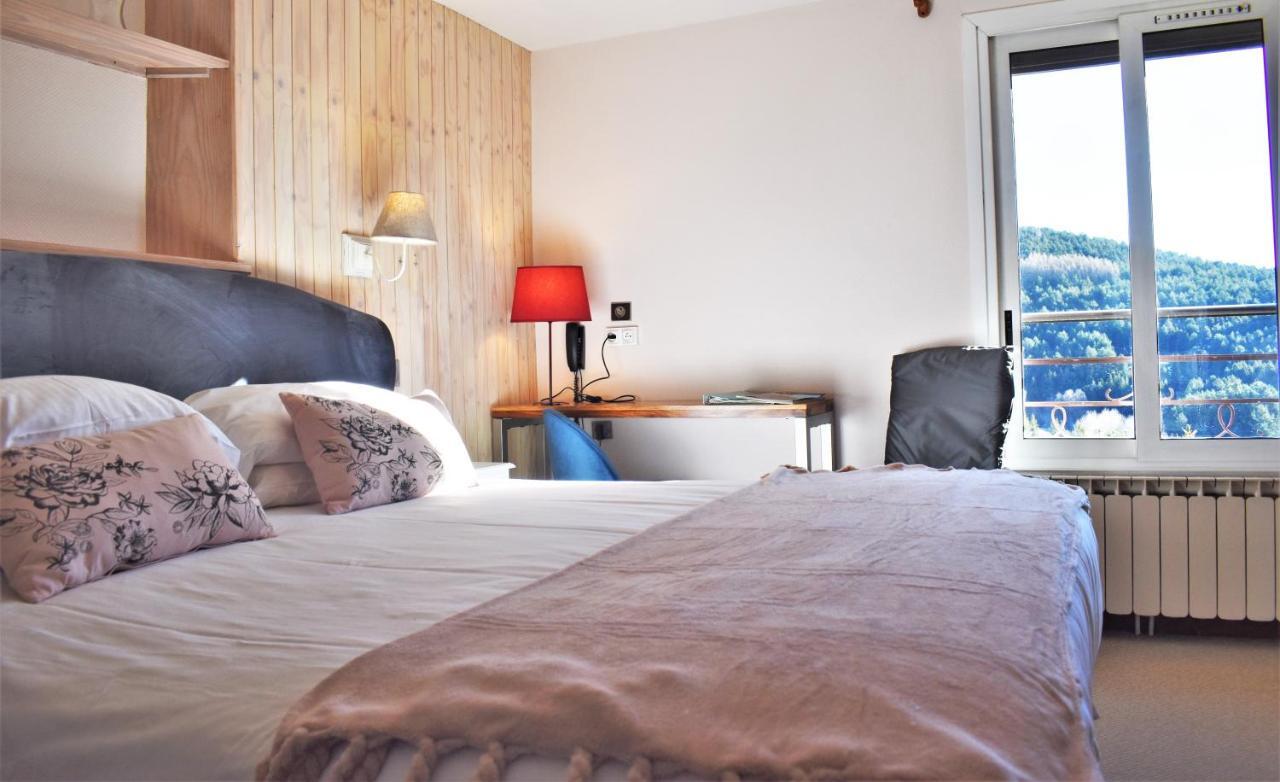 Hotel Corrieu La Llagonne Kültér fotó