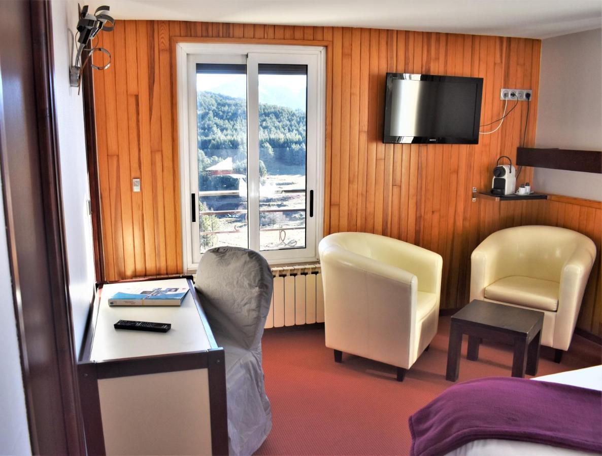 Hotel Corrieu La Llagonne Kültér fotó